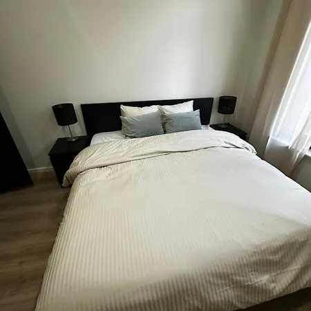 Charming Canal-side In The Heart Of Apartmán *