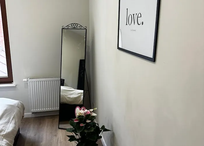 Charming Canal-side In The Heart Of *