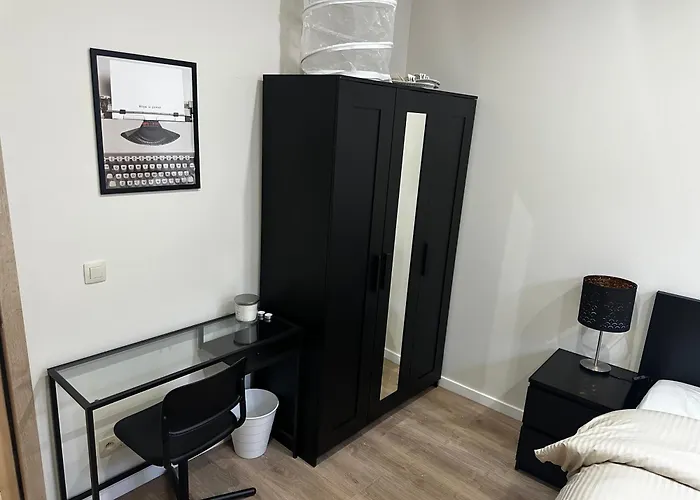 Apartment Charming Canal-side In The Heart Of