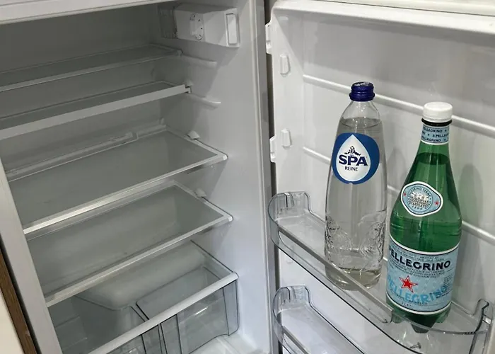 Charming Canal-side In The Heart Of Apartment