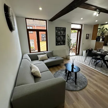 Apartment Charming Canal-side In The Heart Of *